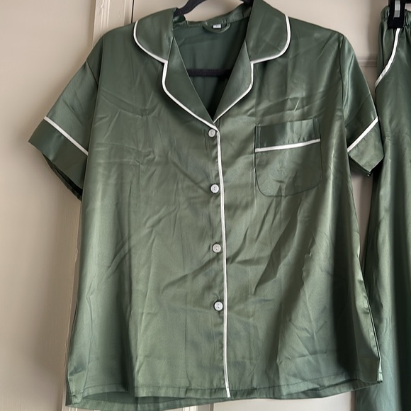 Green Satin Pajama Pants Set - Picture 2 of 6